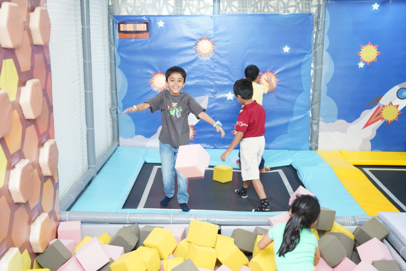 Soft play area with climbers and slides at Topsy Turvy Nagpur